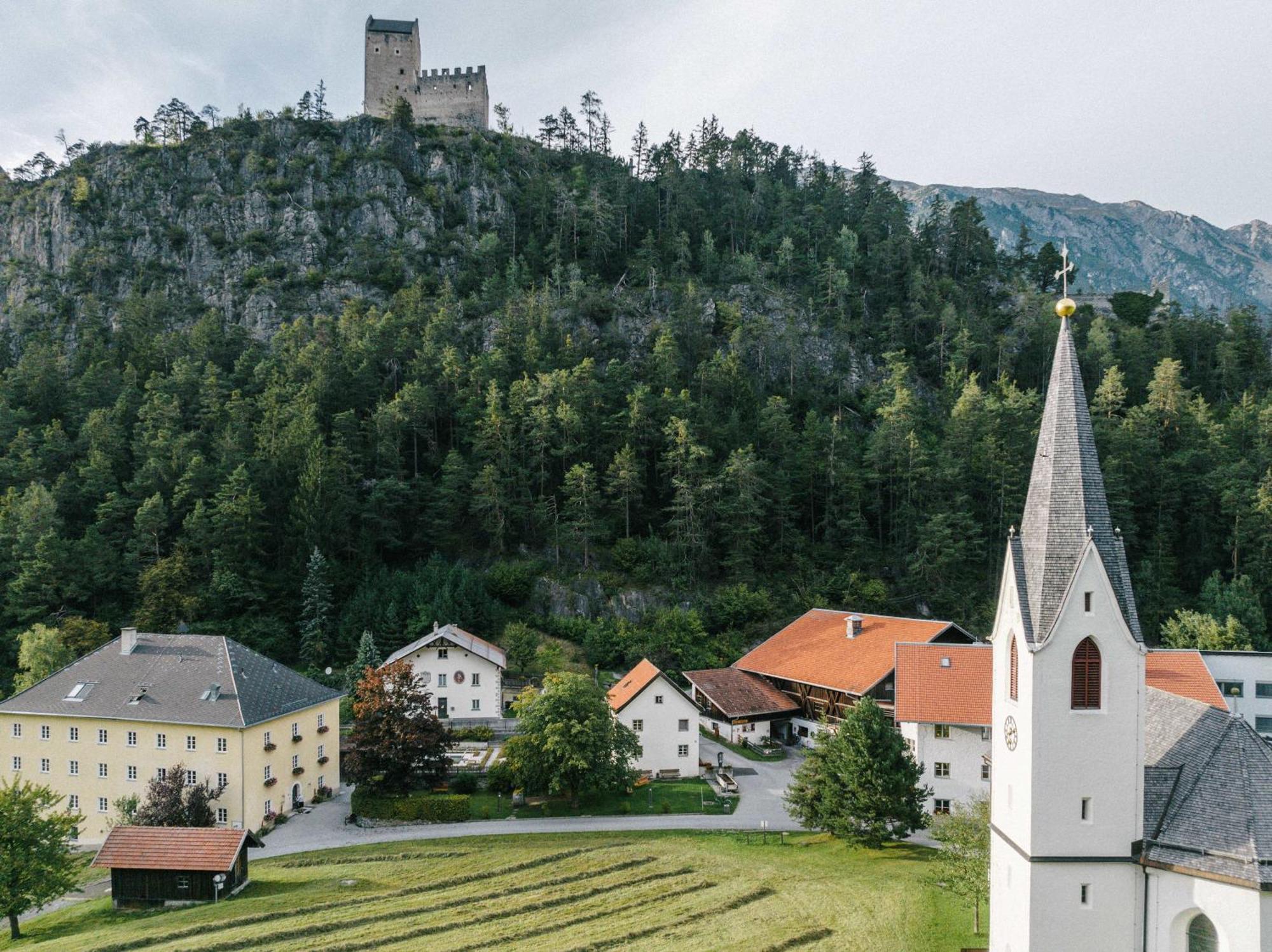 Klostergut Kronburg Zams Dış mekan fotoğraf